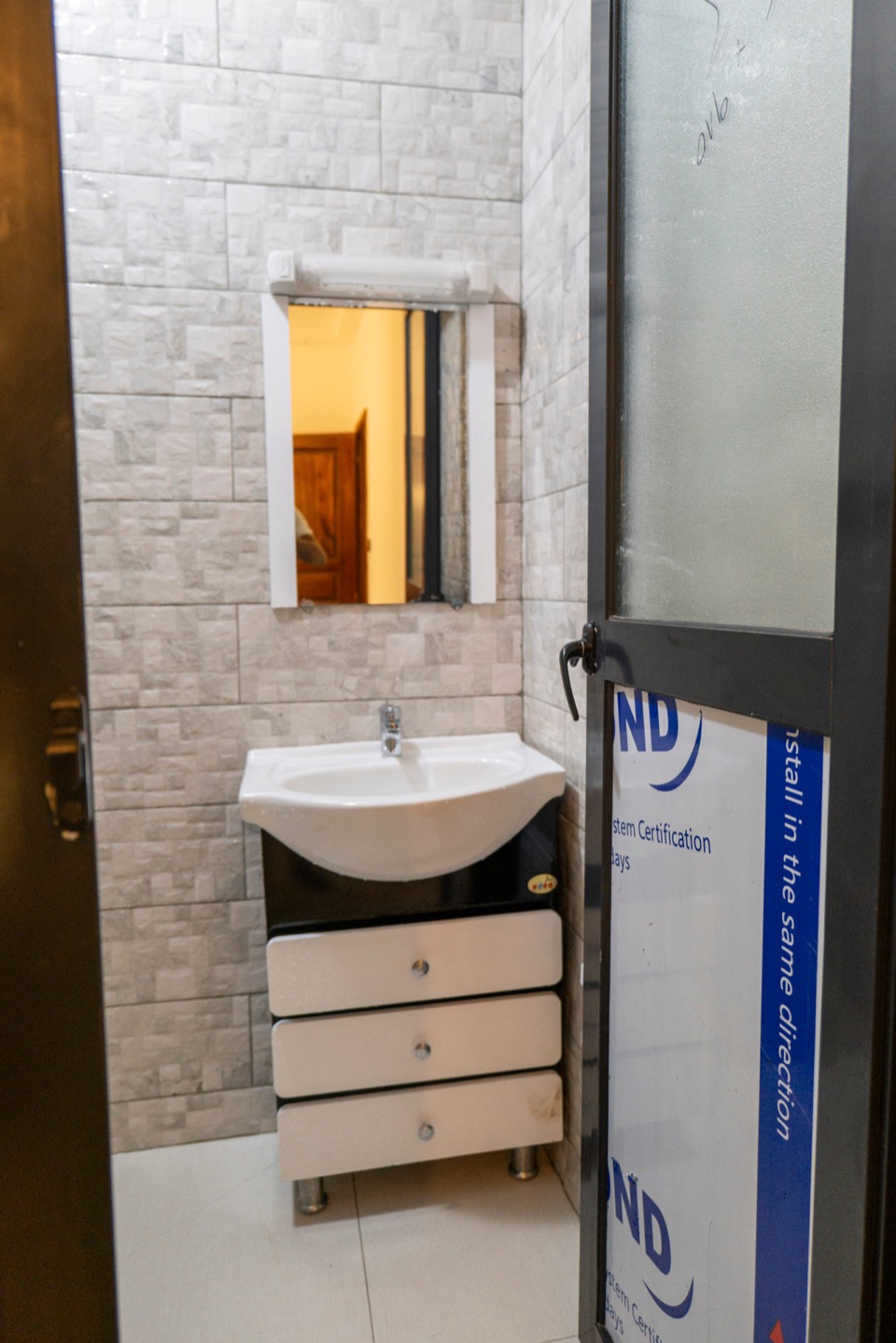 Chambre à Bonamoussadi — vue 4